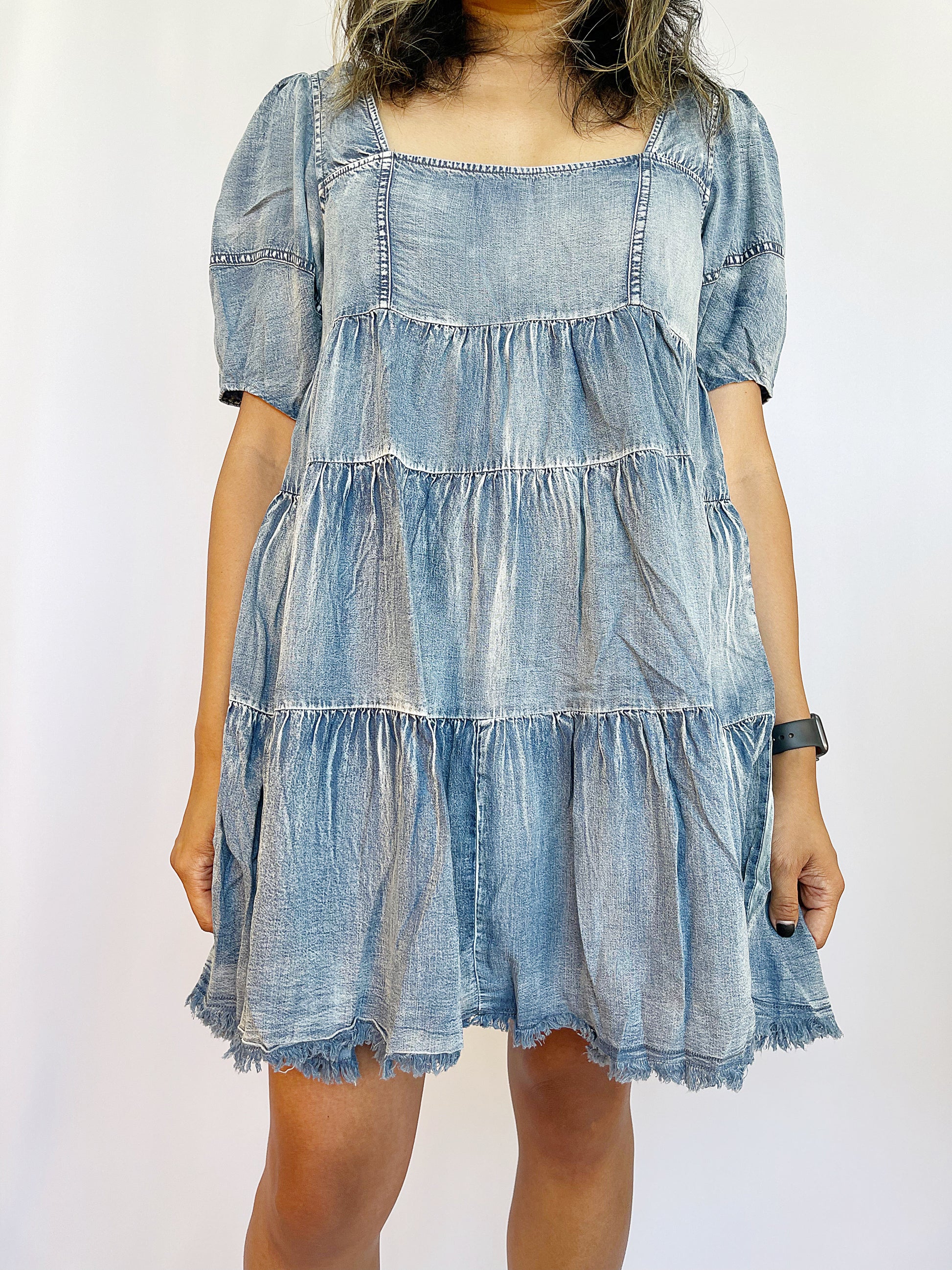 two toned denim dress thecheekybeen on LTK